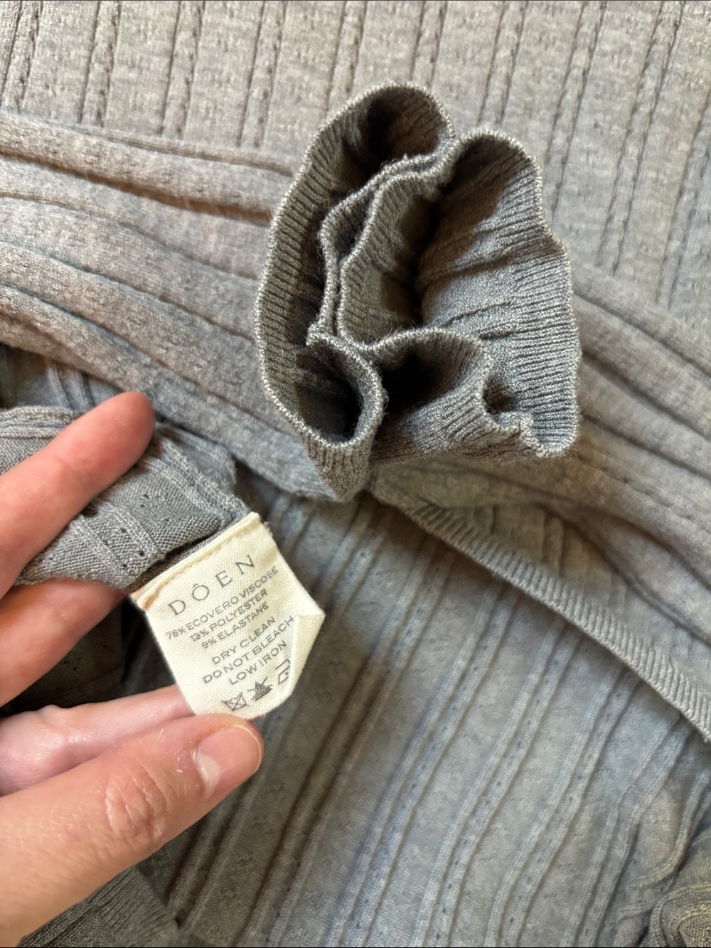 Doen Light Gray Ribbed Button-Front Top - Picture 14 of 17